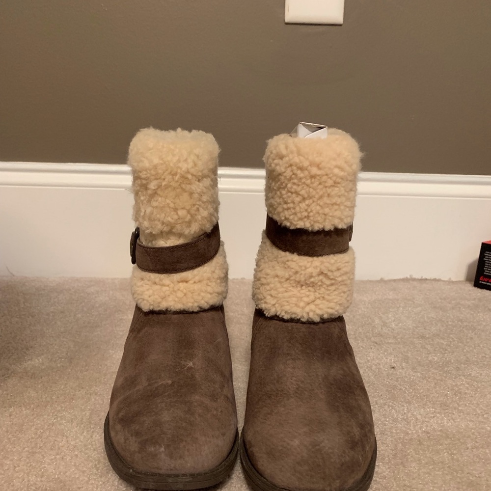 Ugg Bailey II Boots